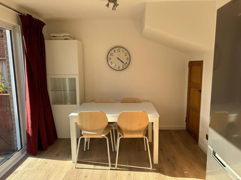 Revamped Holywood Town Centre House公寓 外观 照片